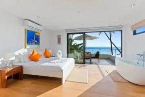 Paradis Blanc Hotel, Baan Tai