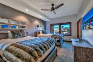 Luxury 3Br Residence steps from Heavenly Village & Gondola 3 Bedroom Condo by RedAwning, Stateline