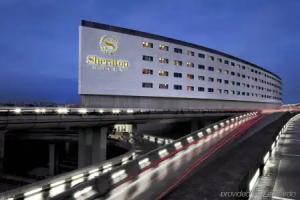 Sheraton Paris Charles de Gaulle Airport Hotel, Roissy