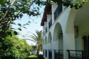 Filorian Hotel Apartments, Acharavi