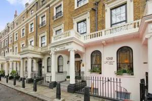 Kingsway Park Hotel at Park Avenue, London