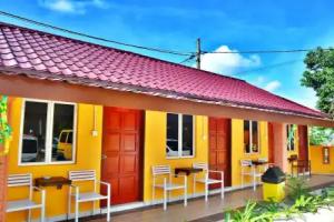 Sweet Inn, Pantai Tengah