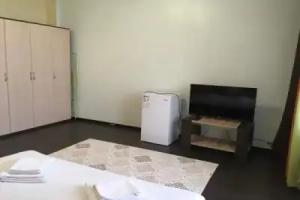 Terrace Guest House by Issyk Kul Lake, Sovkhoz Tamchi