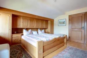 Ferienwohnung Landhaus Staudacher Apartments, Tegernsee