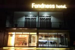 Fondness Hotel, Takua Pa