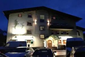 Alpenhotel Ernberg, Reutte