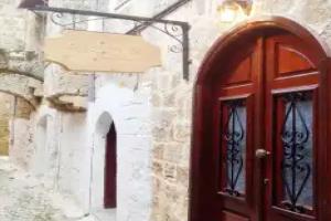 Auberge 32 | Old Town, Rhodes Town