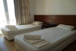 Ananias Hotel, Agios Georgios Argyradon