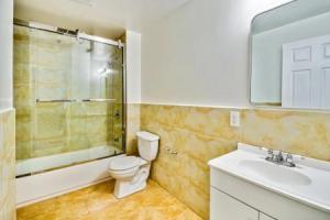 Be My Guest, Gorgeous 2BD Next to Reading Terminal, Philadelphia