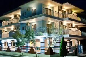 Paralia Dionysiou - Hotels