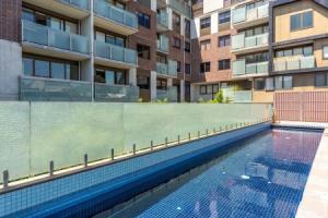 Fitzroy lifestyle 1 bed with pool, spa, sauna & gym Hotel, Melbourne