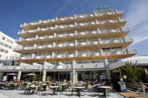 BJ Bei Juan Hostal, S'Illot