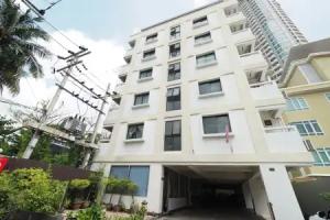 Nida Rooms Narathivas 2888 Residence at Living Nara Place, Bangkok