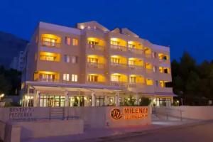 Aparthotel Milenij, Baska Voda