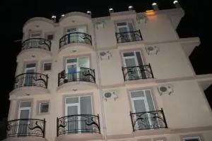 Beach House Hotel, Batumi