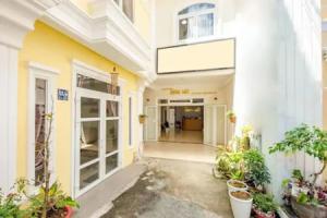 Hùng Phong Hotel - Near Dalat Market, Dalat