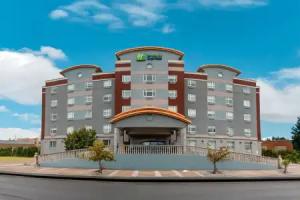 Holiday Inn Express Maspeth by IHG, Queens