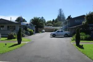 Roselands Motel, Tauranga