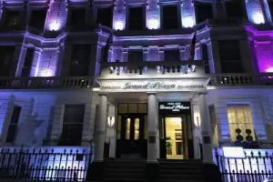 The Park City Grand Plaza Kensington, London