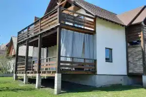 Klenovyi, Belokurikha