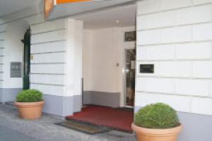 Erlanger Hof, Berlin