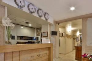 Residence Select Executive, Florence