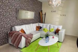 B-8 hermoso apartamento al pie de la montaña con piscina total mente equipado, Jarabacoa