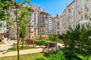 Neo Apartments, Gelendzik