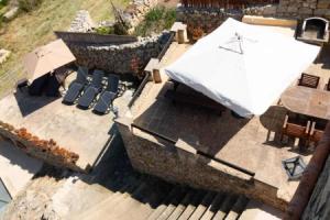 Villeleynah Amazing Gozitan Villa + Pool, Munxar