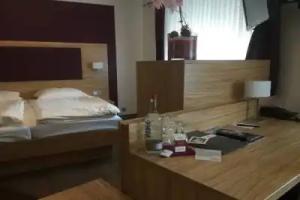 Hotel Restaurant Conni, Wolfsburg