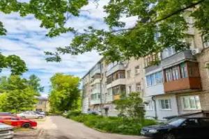 Apartment of the Cherry chain near SKY PARK, Murom
