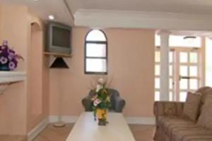 Budget Host Inn and Suites, Memphis