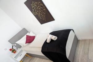 Room in Guest Room - Single Room in City Hotel in the Centre of, Rastatt