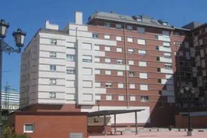 Studio in, With Wonderful City View and Wifi - 600 m From the S, Oviedo
