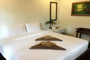V-View Beach Resort, Baan Tai