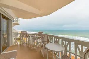 Van Lee 1003 - Oceanview Beach Condo Apartments, Ormond Beach