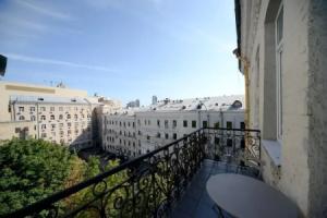 KievApts Pushkinskaya 10, Kiev