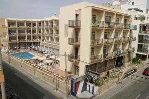 Hotel Iris, L'Arenal