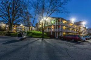 HomeTowne Studios by Red Roof Atlanta - Downtown, Norcross
