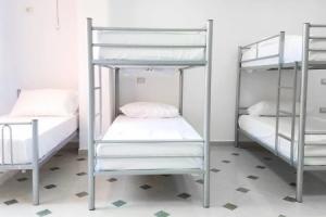 Hostel Hasta la Vista, Sarande