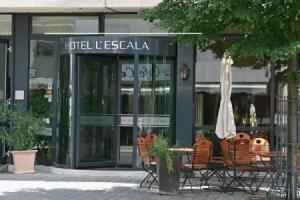 L'Escala, Dreieich