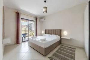 Milk Coffee Apartment, Vlore