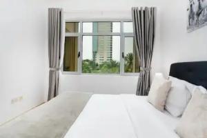 Lux BnB Greens & Views Lake View Mini-hotel, Dubai