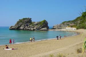 Family Friendly Apartments With a Swimming Pool on Beach, Pelekas