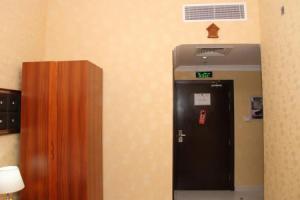 Night Stay Hotel, Dubai