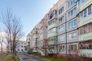 Apartment on Frunze 60, Artem