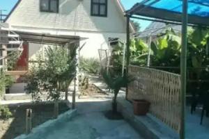 Guesthouse Uyut, Alakhadzi