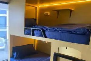 Urban Panda Hostel World Trade Centre, Dubai