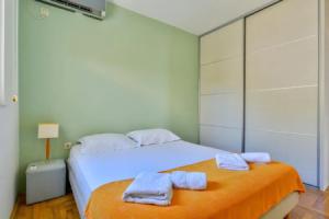 Lux Apartman Sofia, Sveti Stefan