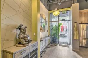 Modern Downtown Apt - Walk to Parks + Cafes! Apartments, Anchorage